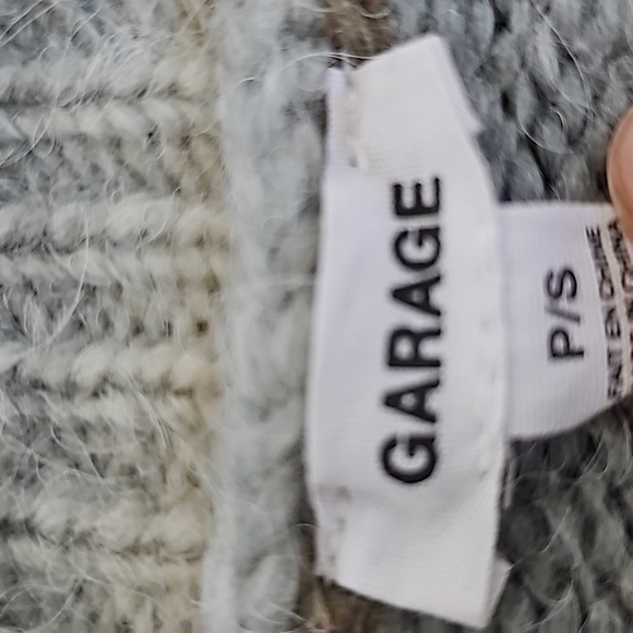 Cropped Cardigan - Picture 3 of 4